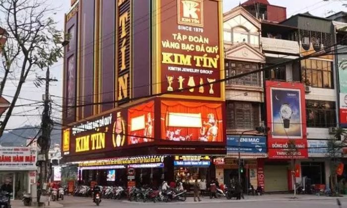 Kim Tín là địa chỉ uy tín có tuổi đời hơn 40 năm trên thị trường vàng bạc đá quý