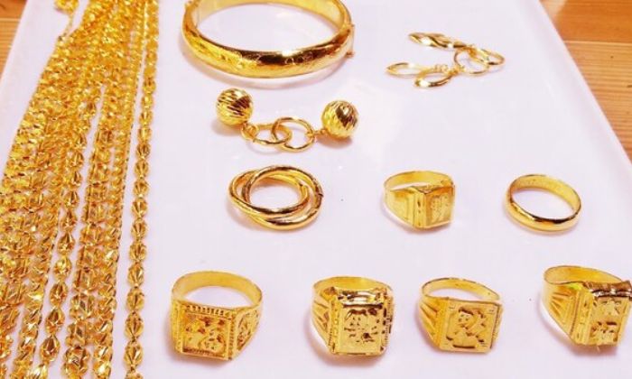 Nên cân nhắc kỹ lưỡng khi mua - bán vàng trong thời điểm giá vàng đầy biến động